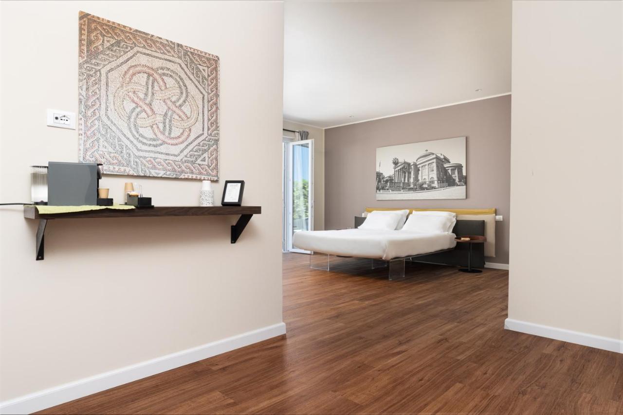 Suite Al Centro Di Palermo Con Terrazza Privata ภายนอก รูปภาพ